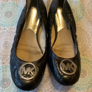 Michael kors flats women’s 10- great condition